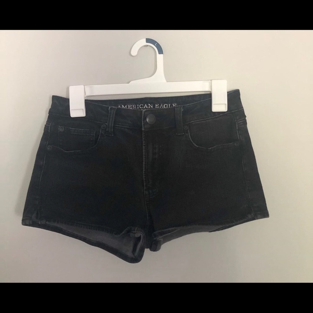 American eagle black jean shorts 🖤
